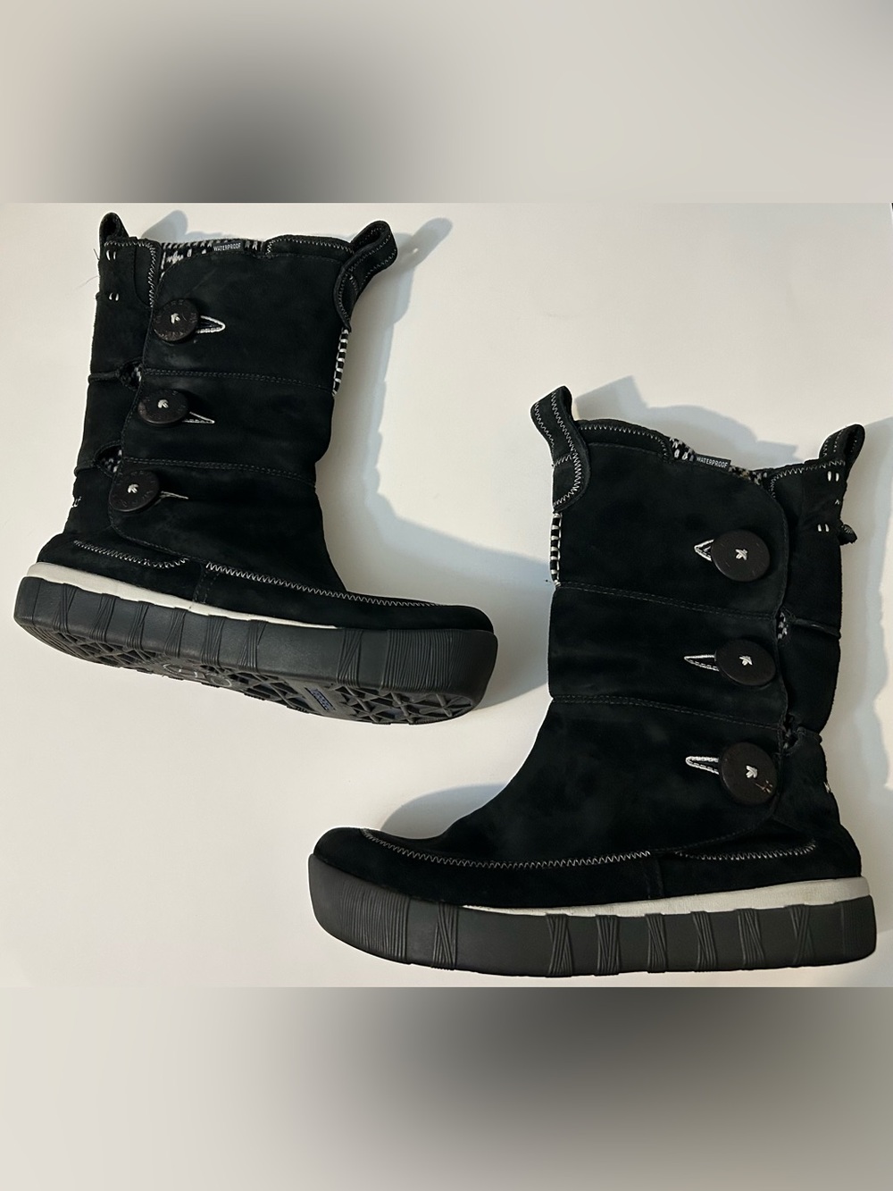 Merrell Womenโs Size 9 Black Waterproof Suede Winter Boots